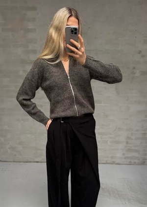 Milla strik cardigan Mole Melange Boii Studios